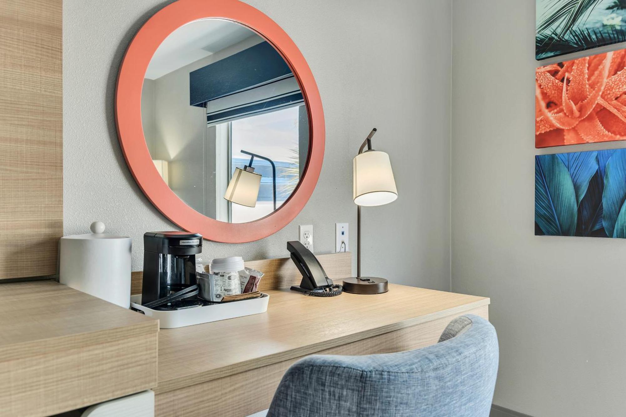 Holiday Inn Express & Suites Destin - Miramar Beach By Ihg Екстериор снимка