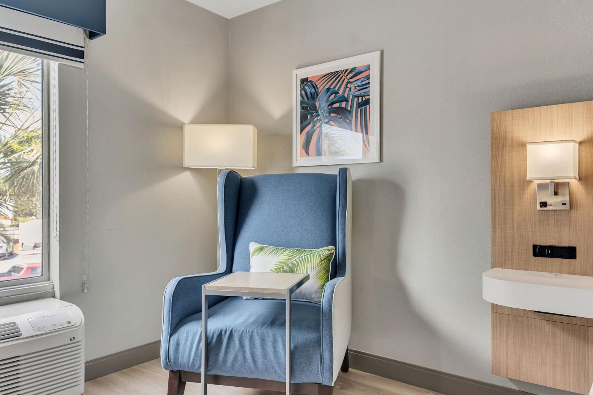 Holiday Inn Express & Suites Destin - Miramar Beach By Ihg Екстериор снимка